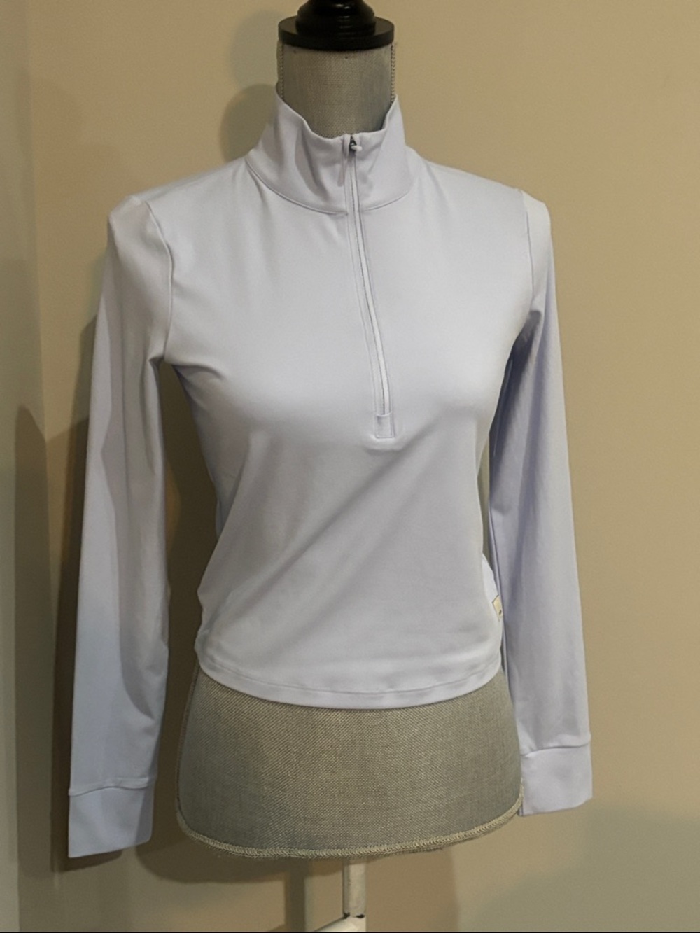 Vuori Studio Half Zip in the color Peri size small